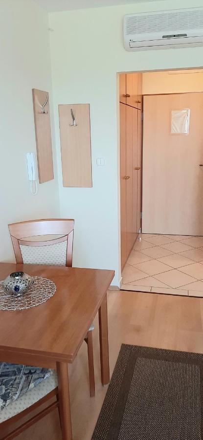 Ekko Apartman Hegyko Exterior photo